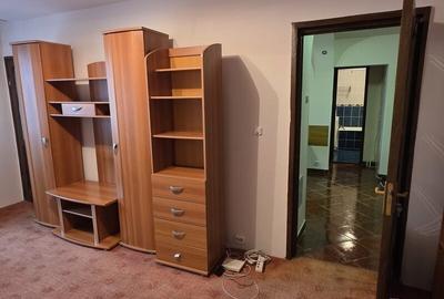 Apartament cu 2 camere decomandat, mobilat în Dristor
