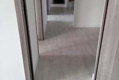 Apartament cu 4 camere decomandat în Cetate - 4