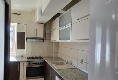 Apartament cu 2 camere decomandat în Exterior Vest
