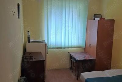 Garsonieră semidecomandată în Central
