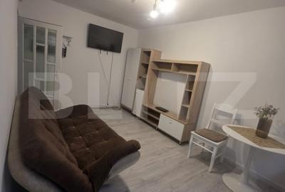 Garsonieră decomandată, mobilată în Est