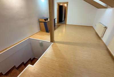 Casă cu 6 camere cu Teren 200 Mp în Calea Dumbrăvii - 11