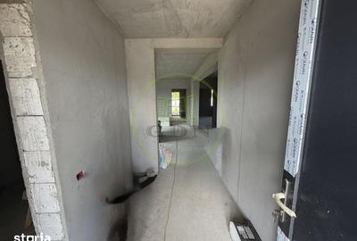 Casă cu 4 camere cu Teren 498 Mp în 1 Mai