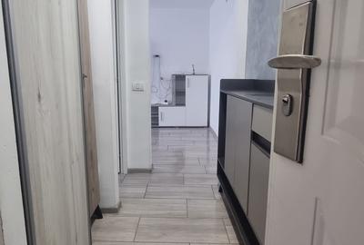 Apartament cu 2 camere semidecomandat în Km 4-5 - 2