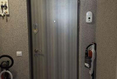 Apartament cu 2 camere decomandat în Micro 19