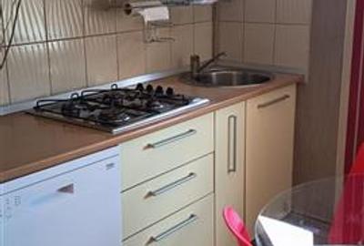 Apartament cu 2 camere decomandat, mobilat în Central - 2