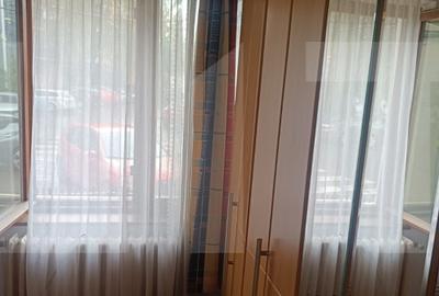 Apartament cu 3 camere decomandat în Central - 2