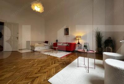 Apartament cu 3 camere semidecomandat, mobilat în Central - 3