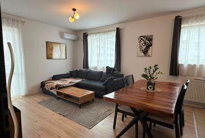 Apartament cu 2 camere semidecomandat în Berceni