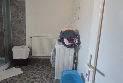 Casă cu 2 camere cu Teren 400 Mp în Central
