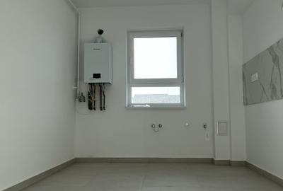Apartament cu 3 camere decomandat în Tractorul - 7