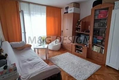 Garsonieră decomandată în Complex Studențesc