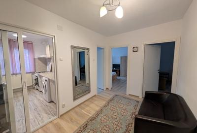 Apartament cu 2 camere decomandat, mobilat în 9 Mai