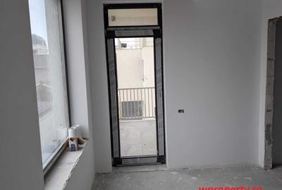 Casă cu 4 camere în Palazu Mare - 1