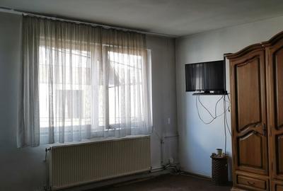 Casă cu 4 camere cu Teren 400 Mp în 7 Noiembrie - 5