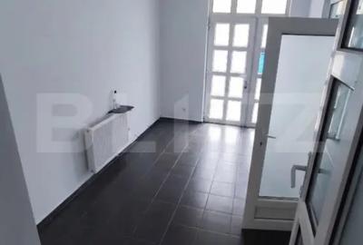 Spațiu comercial, de 45 mp, în Central - 6