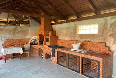 Casă individuală cu 5 camere cu Piscina în Câmpu Cetății - 4