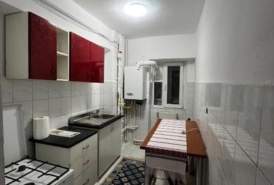 Garsonieră decomandată în Nicolina - 3