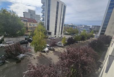 Garsonieră decomandată în Lujerului