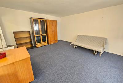 Apartament cu 2 camere decomandat, mobilat în P-ța Muncii