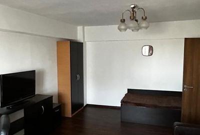 Apartament cu 2 camere decomandat în Central - 2