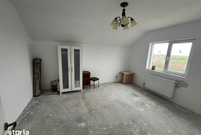 Casă cu 4 camere decomandat cu Teren 130 Mp în Central - 7