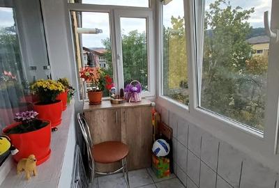 Apartament cu 2 camere semidecomandat în Govândari