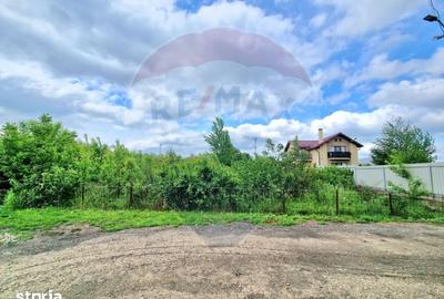 Teren de 850 mp, în Republicii - 2