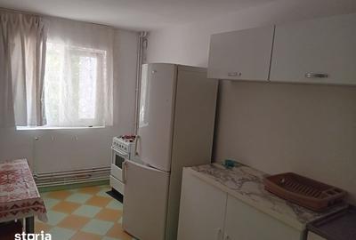 Garsonieră decomandată în Central - 7