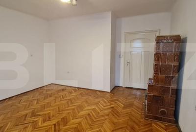 Apartament cu 5 camere în Central - 1
