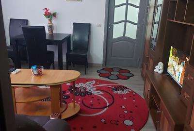 Apartament cu 2 camere decomandat în Mărăței