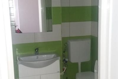 Apartament cu 2 camere decomandat în Romanilor