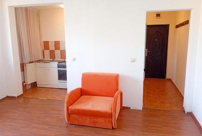 Apartament cu 2 camere nedecomandat în George Enescu