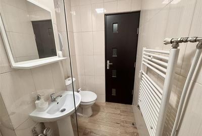 Garsonieră decomandată, mobilată în Central - 9