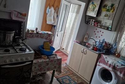 Casă cu 1 camere decomandat în Lumina