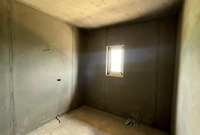 Duplex cu 4 camere cu Canalizare în Moșnița Veche - 8