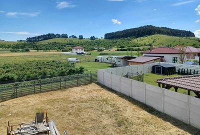 Teren Construcții intravilan de 697 mp, în Sânpetru - 1