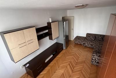 Garsonieră decomandată în Cetate - 2