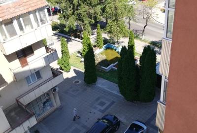 Apartament cu 2 camere semidecomandat în Central - 12