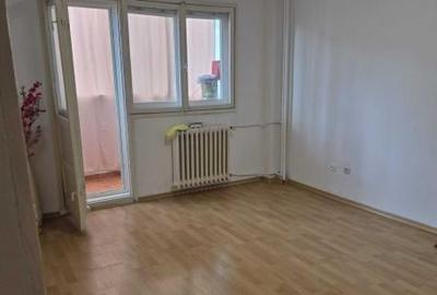 Apartament cu 3 camere decomandat în Chișinau