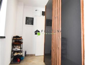 Casă cu 5 camere cu Canalizare în Hărman