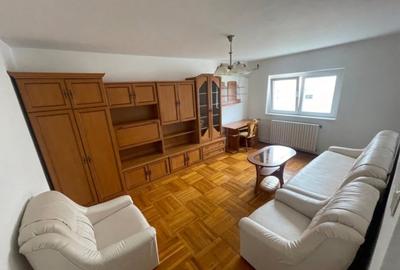 Apartament cu 3 camere decomandat, mobilat în Tomis III