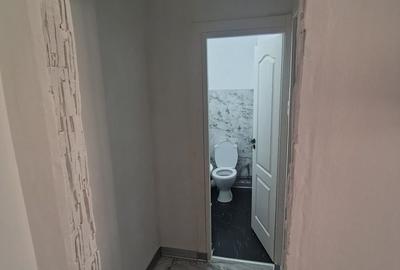 Apartament cu 4 camere decomandat în Central - 2