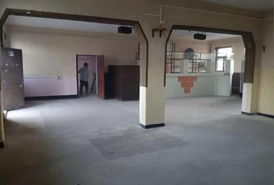 Casă cu 4 camere în Nămoloasa - 3