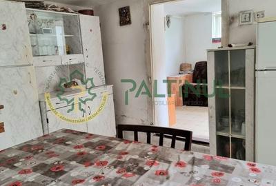 Casă individuală cu 10 camere cu Canalizare în Lazaret - 2