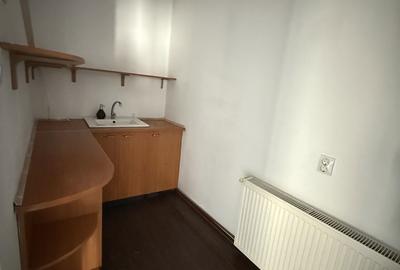 Spațiu comercial, de 106 mp, în Târgu Cucu - 4