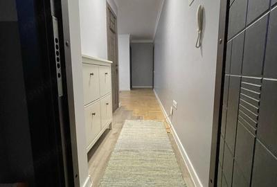 Apartament cu 3 camere decomandat în Iancului