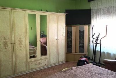 Casă cu 4 camere cu Teren 180 Mp în Central