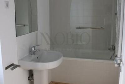 Casă cu 7 camere cu Teren 300 Mp în Calea Victoriei - 7