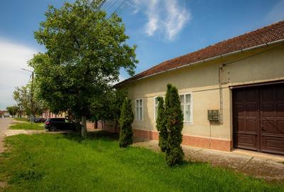 Casă cu 6 camere cu Garaj în Ramna - 2